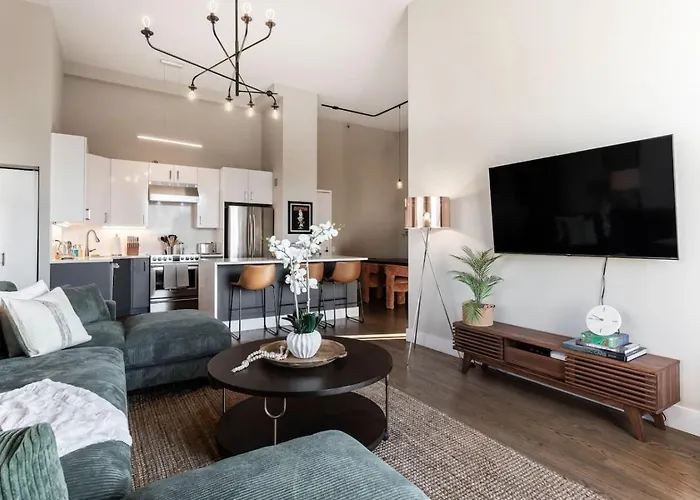 Downtown Penthouse 3bd Views Parking Gym #2 Chicago