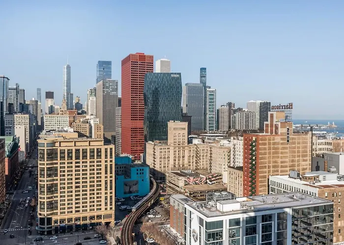 Downtown Penthouse 3bd Views Parking Gym #2
